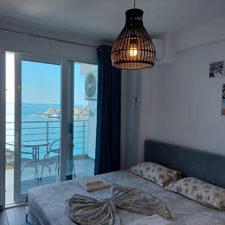 Polished With Sea Glimpse *
